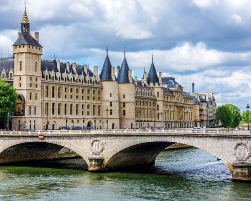 myfrenchtrip-paris-seine-riverbanks-mini